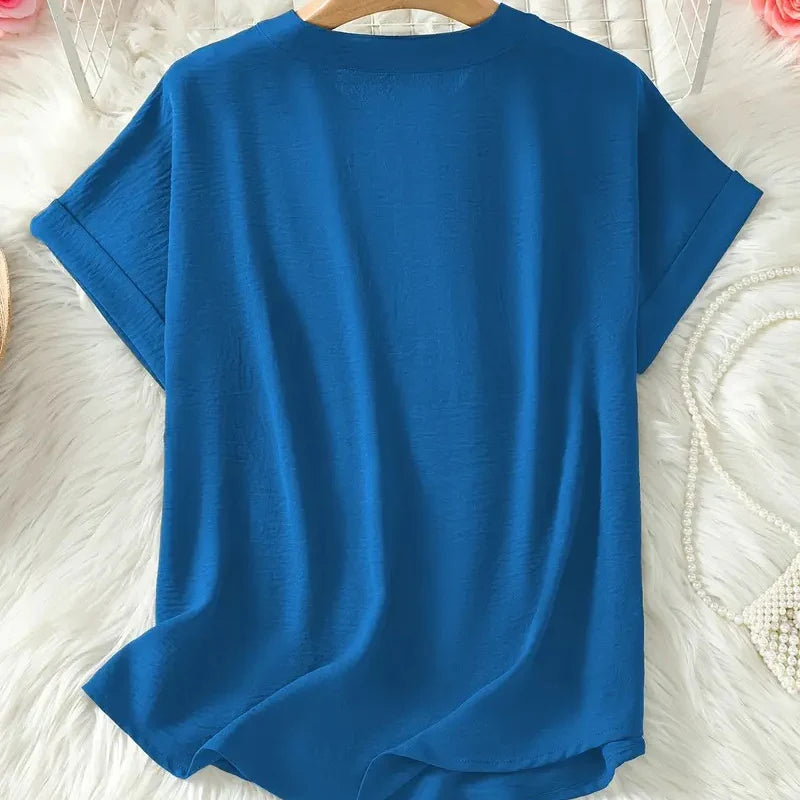 👕 חולצת שרוולים קצרים בצבע אחיד, בגזרה רפויה ומסוגננת
