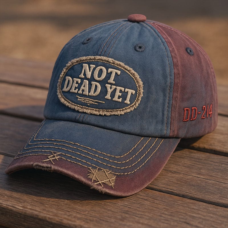 NOT DEAD YET - כובע בייסבול משופשף בסגנון וינטג