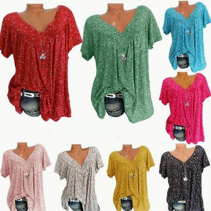 🍃 חולצת V-Neck עם הדפס ושרוולים קצרי