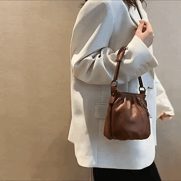 תיק עור רך בעיצוב מקומט 👜✨