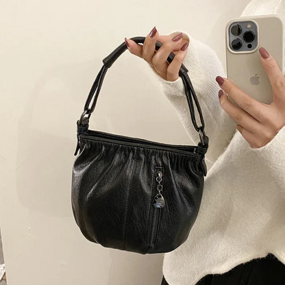 תיק עור רך בעיצוב מקומט 👜✨