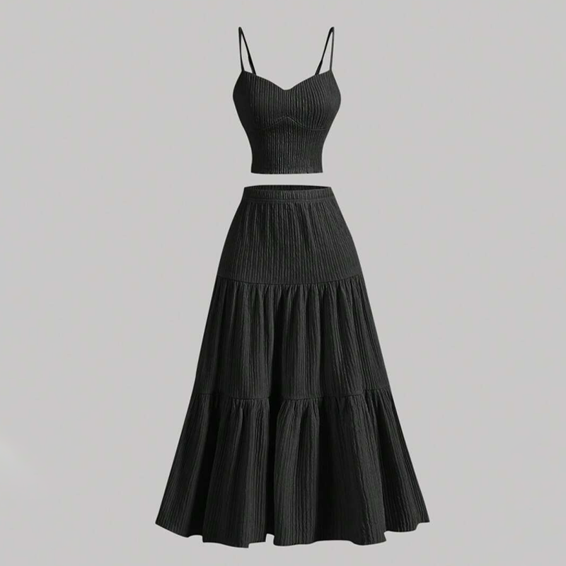 👗 סט הכולל חצאית A-line בגזרה גבוהה וחולצת גופיה – בסגנון בוהו-שיק, מבד מקומט ובגזרה מתכווננת